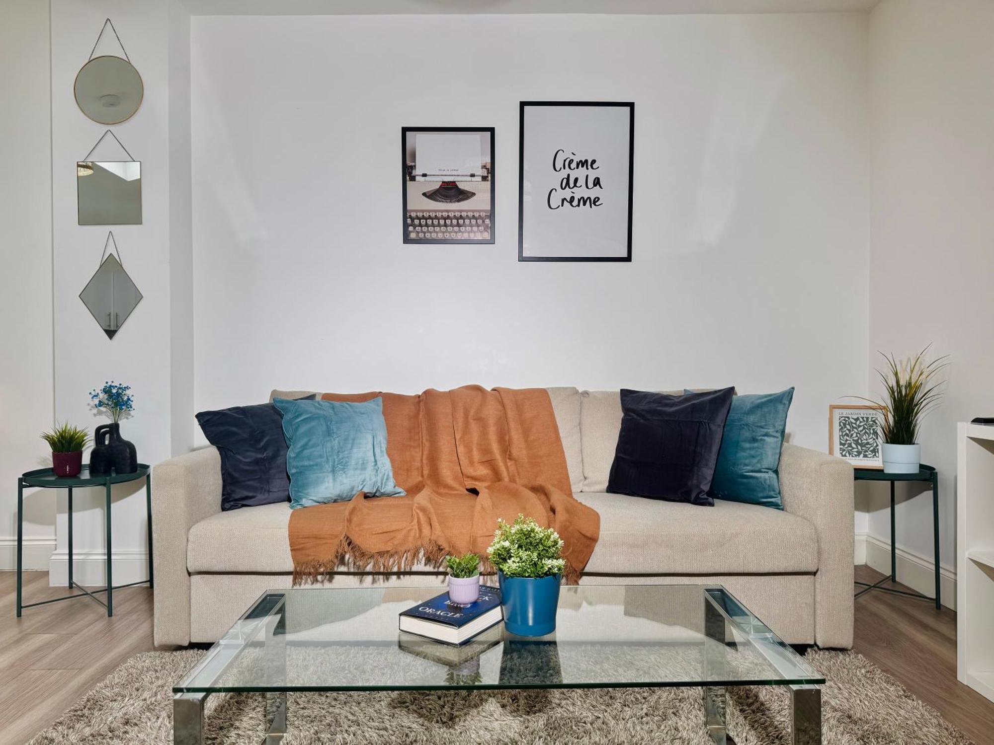 Cosy 1-Bed Flat 30Min To Central London & Parking Exterior photo